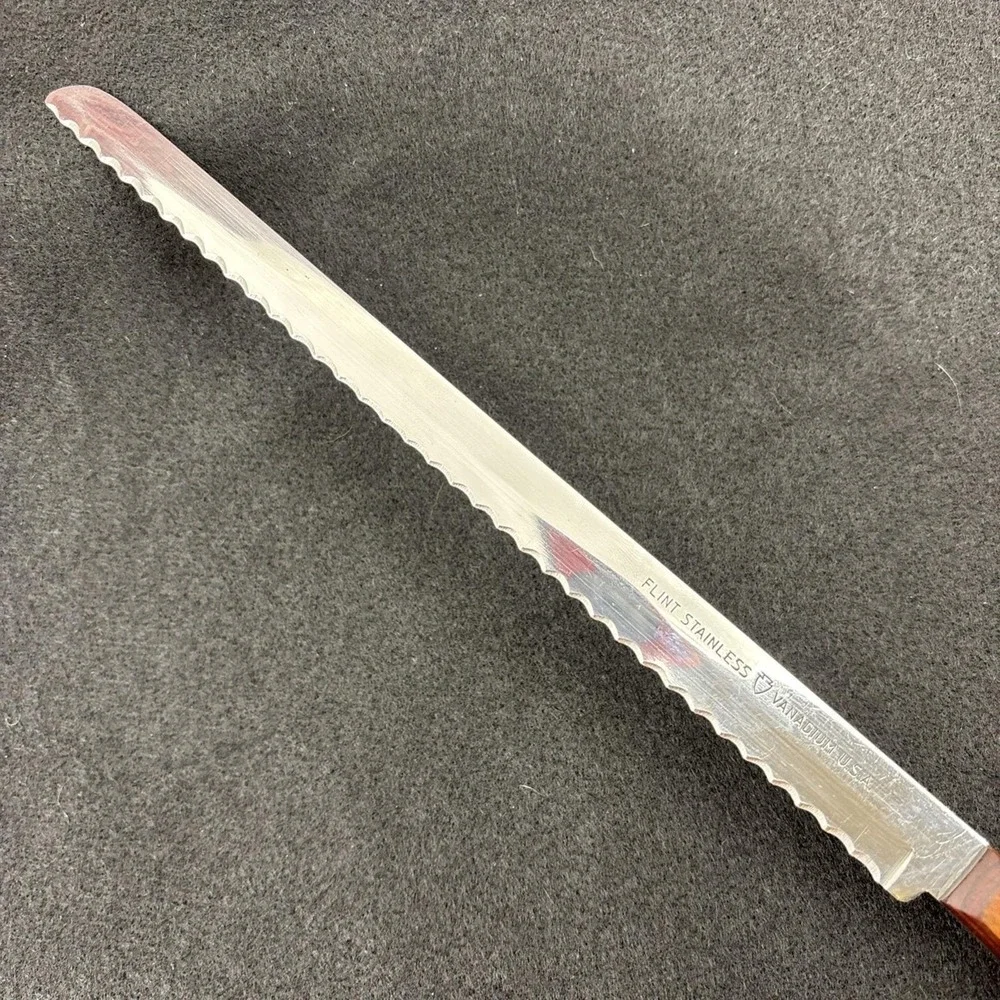 Vintage Flint‎ Vanadium Serrated Slicing or Bread Knife Stainless USA Made 14 in